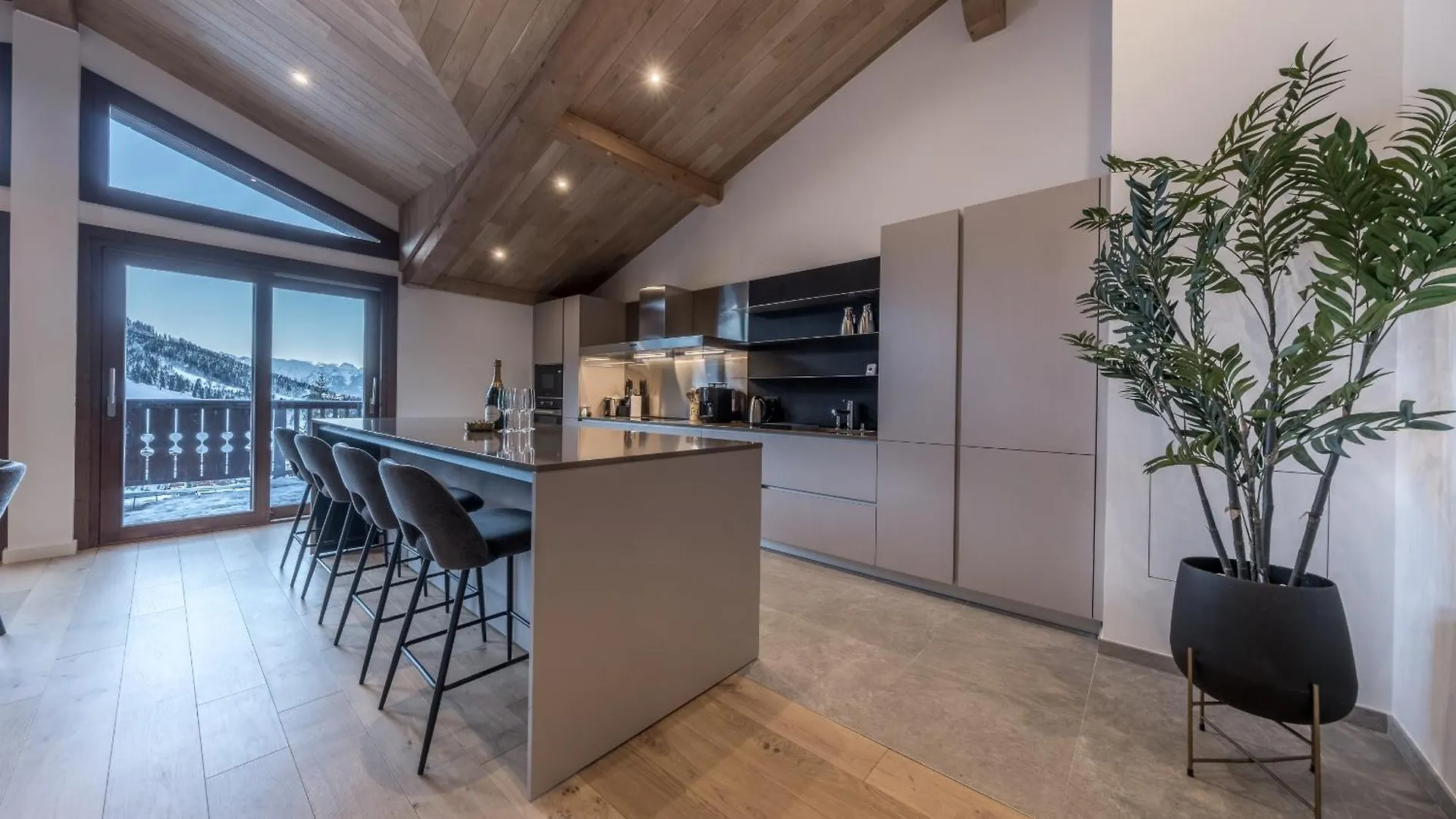 Le Glacier Pelve Courchevel 1650 - Five Bedrooms - Bed & Breakfast 0*,